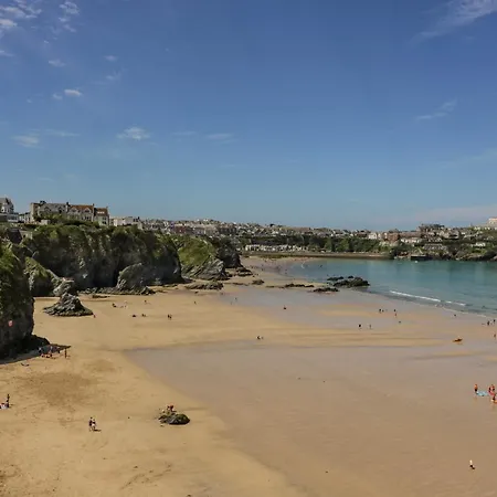 13 Cliff Edge * Newquay (Cornwall)